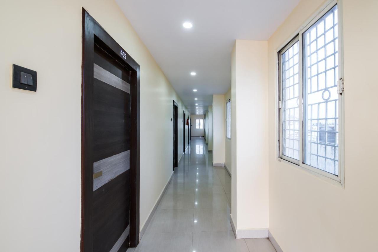 מלון Kurmannapalem Oyo Mohan Residency מראה חיצוני תמונה